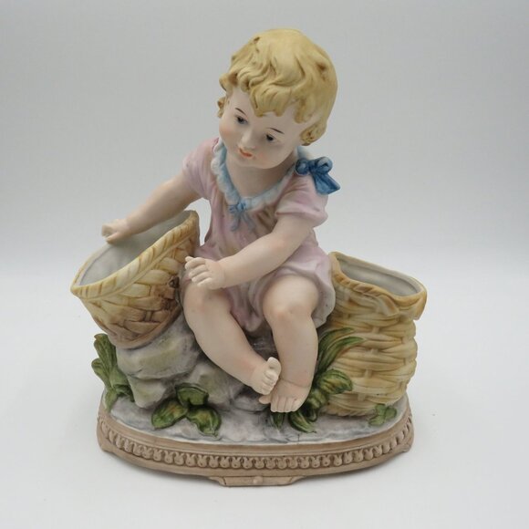 Vintage Porcelain Figurine Piano Baby Girl Baskets Planter 9" x 10" x 5" - Picture 1 of 16